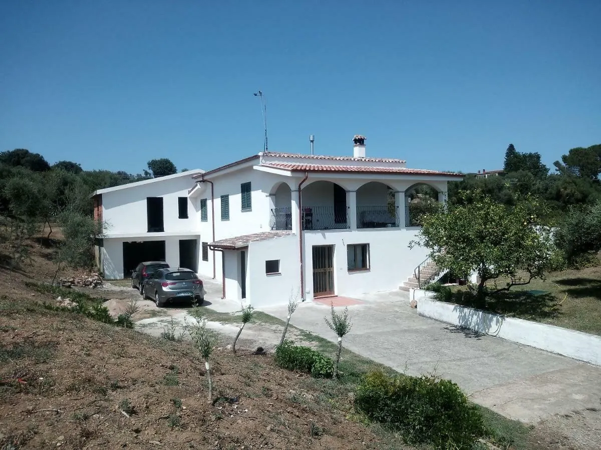 Casa Elena Διαμέρισμα Lotzorai 0*,