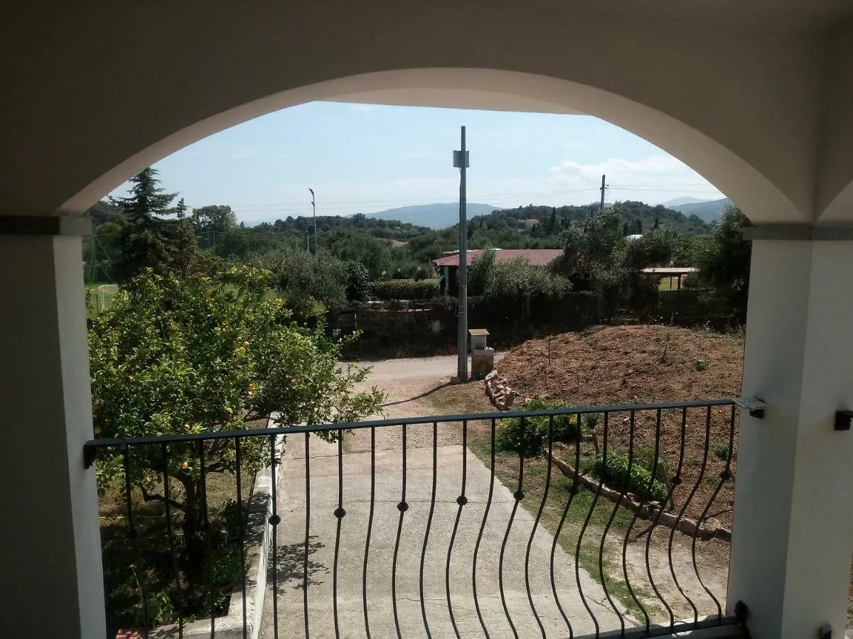 Casa Elena Daire Lotzorai